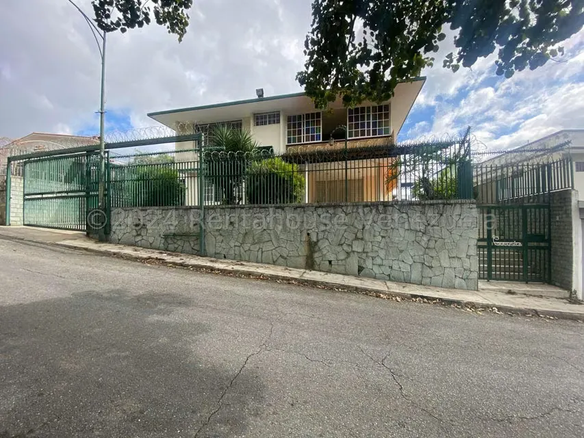 Casa (Multipes Niveles) en Venta en El Marques, Distrito Metropolitano