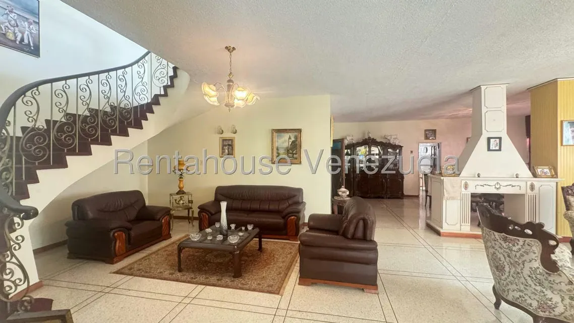 Casa (Multipes Niveles) en Venta en El Marques, Distrito Metropolitano - 12