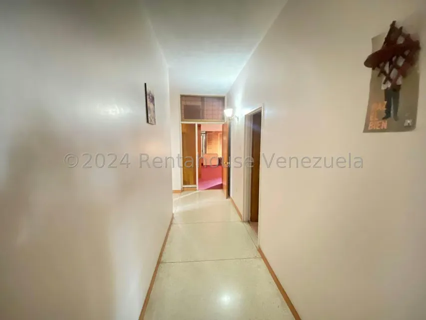 Casa (Multipes Niveles) en Venta en El Marques, Distrito Metropolitano - 37