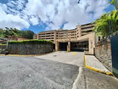 En Venta Apartamento con Vista Panorámica en Los Naranjos del Hatillo