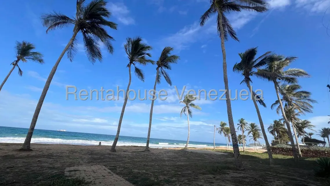 Apartamento (1 Nivel) en Venta en Costa Azul, Nueva Esparta - 18