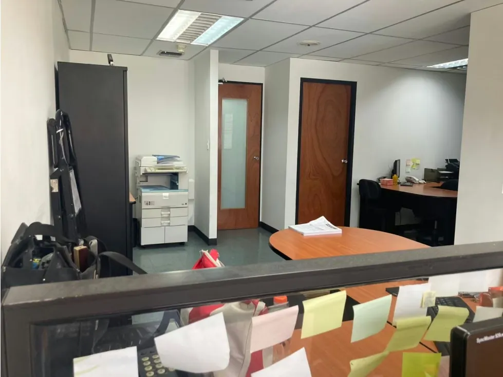 Se alquila oficina Los Ruices 70m² - 3