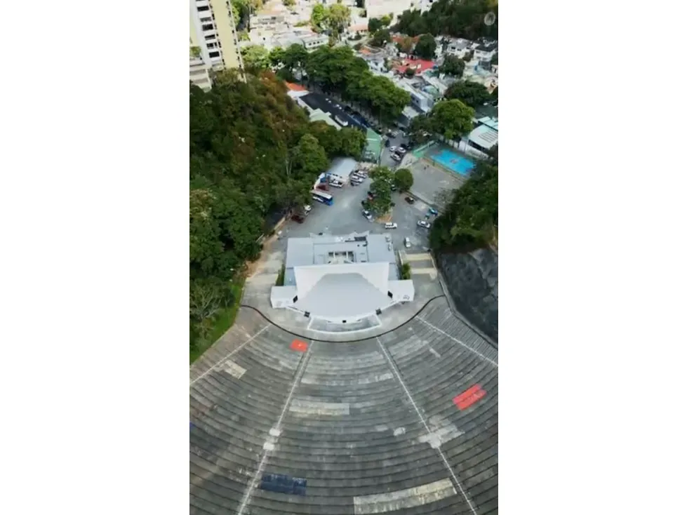 Vendo casa 550m2 7h/2b/4p Colinas de Bello Monte 6840