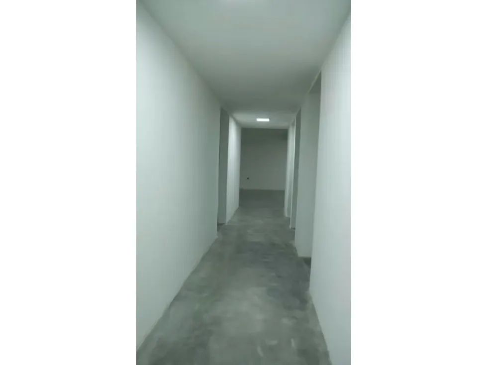 Vendo casa 550m2 7h/2b/4p Colinas de Bello Monte 6840 - 7