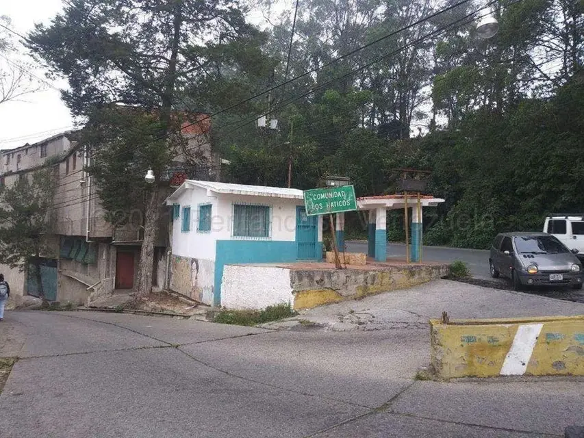 Terreno (Residencial) en Venta en El Junquito, Distrito Metropolitano - 2