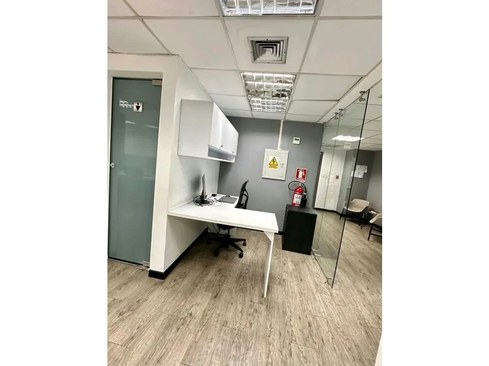 Vendo oficina 116m2 Chacao - 3