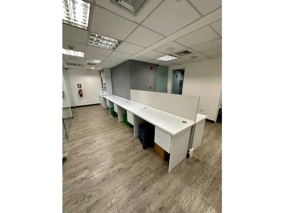Vendo oficina 116m2 Chacao - 5