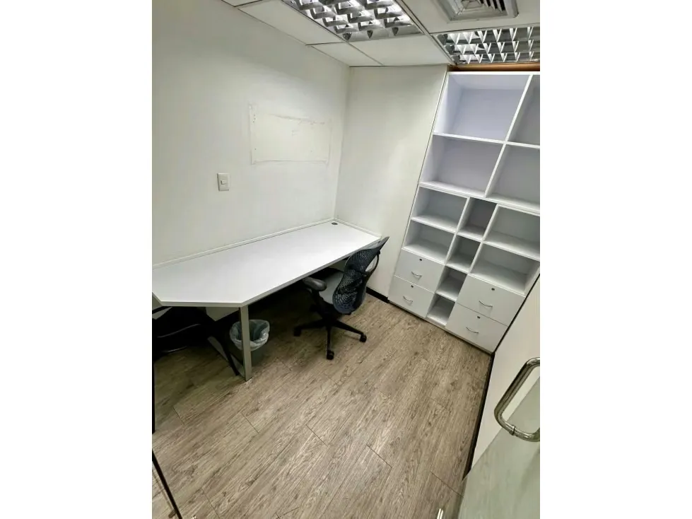 Vendo oficina 116m2 Chacao - 10