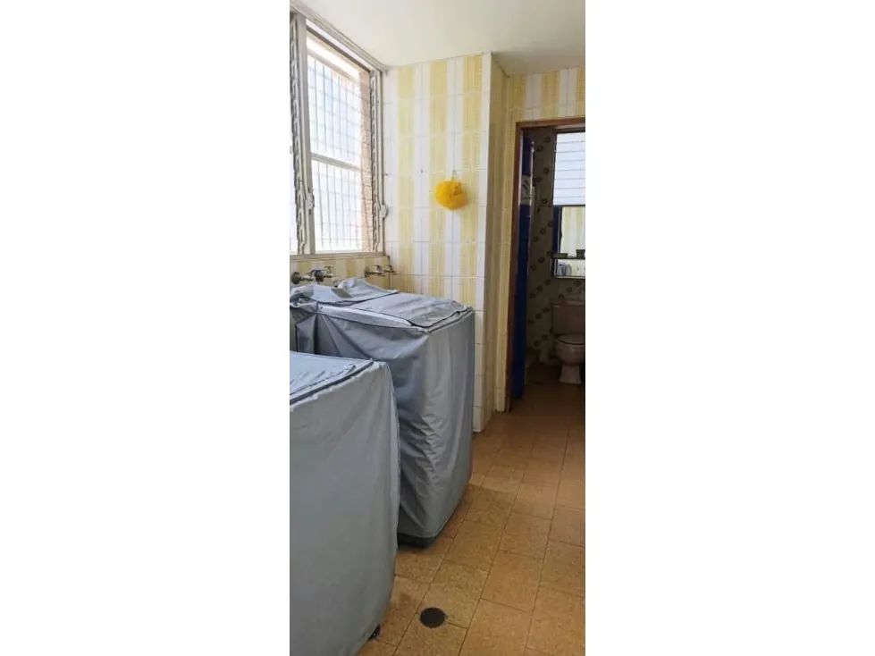 Se vende apartamento 236m2 Colinas de Santa Monica 9962 - 7