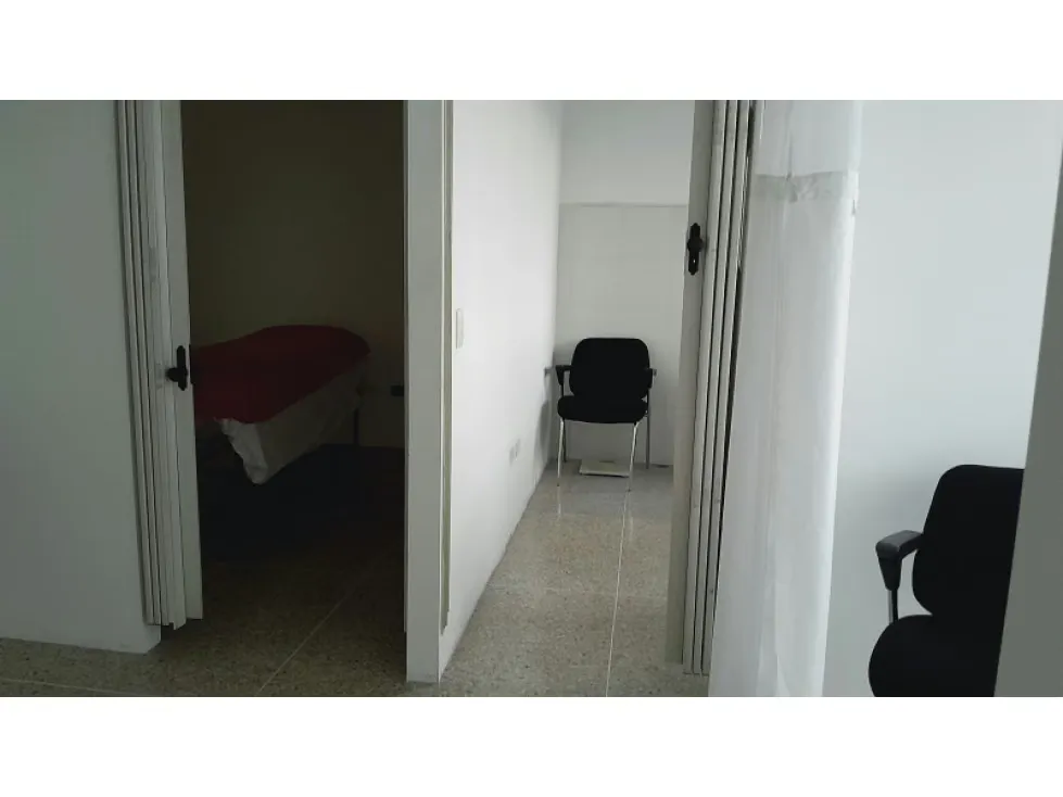 Alquiler Oficina 248 m2 aprox completa o por áreas La Trinidad Caracas - 12