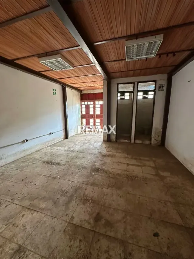 Se Vende Galpón en Zona Industrial - 5