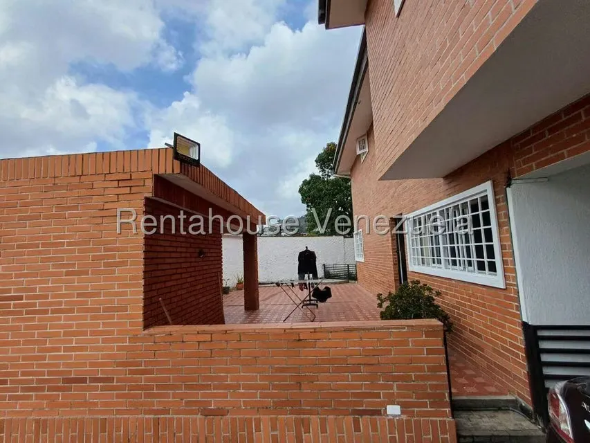 Casa (Multipes Niveles) en Venta en Prados del Este, Distrito Metropolitano - 45