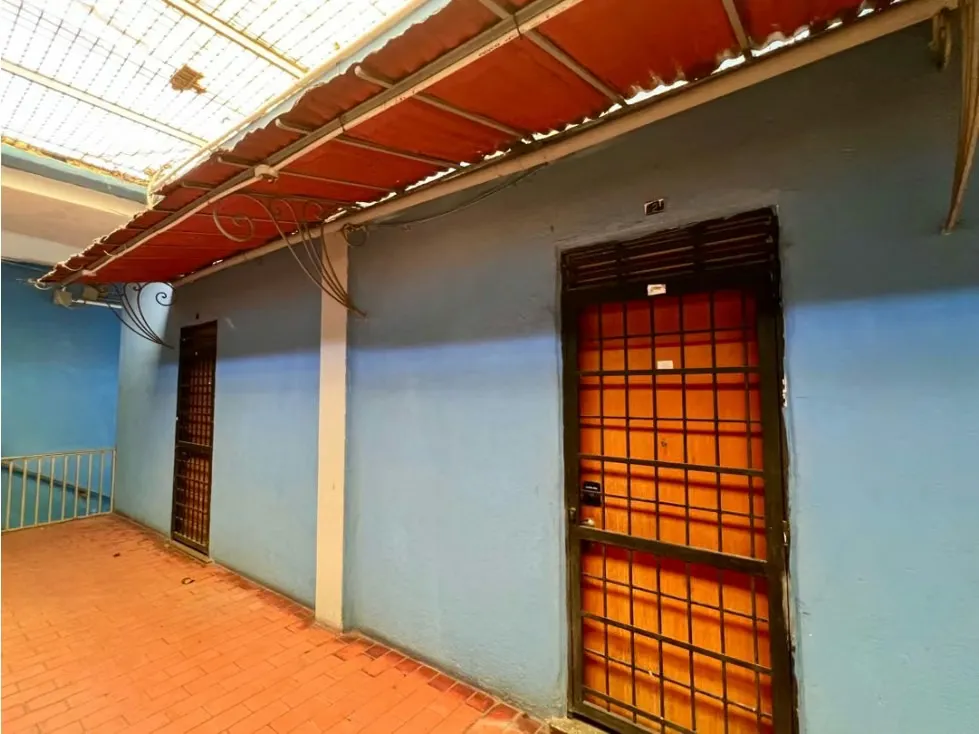 En Venta Local Comercial en el Centro. Caracas - Distrito Capital - 8