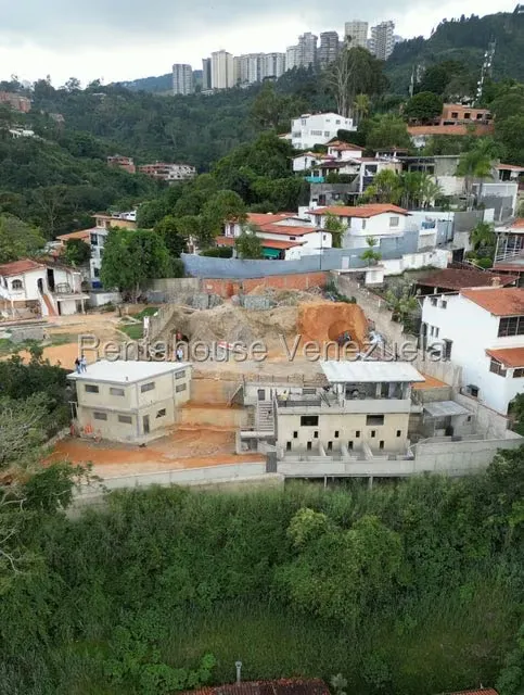 Terreno (Residencial) en Venta en Prados del Este, Distrito Metropolitano - 25