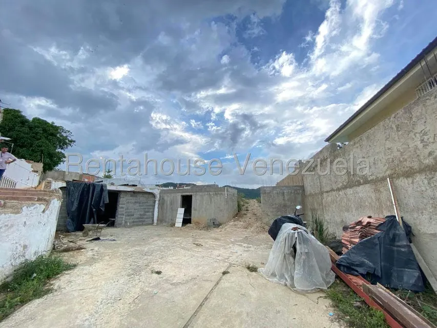 Terreno (Residencial) en Venta en Prados del Este, Distrito Metropolitano - 7