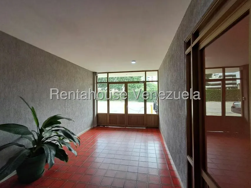 Apartamento (1 Nivel) en Alquiler en Los Mangos, Carabobo - 2