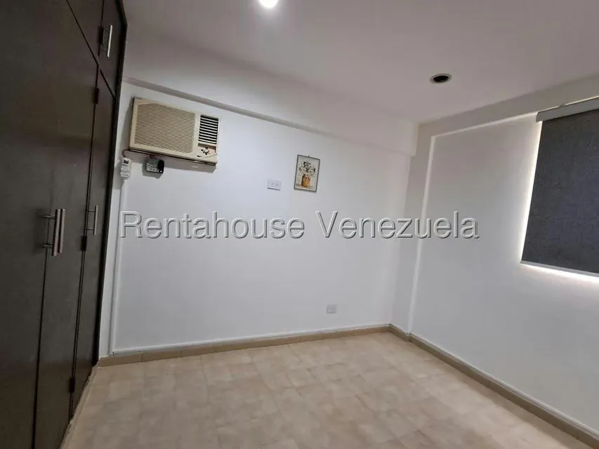 Apartamento (1 Nivel) en Alquiler en Los Mangos, Carabobo - 13
