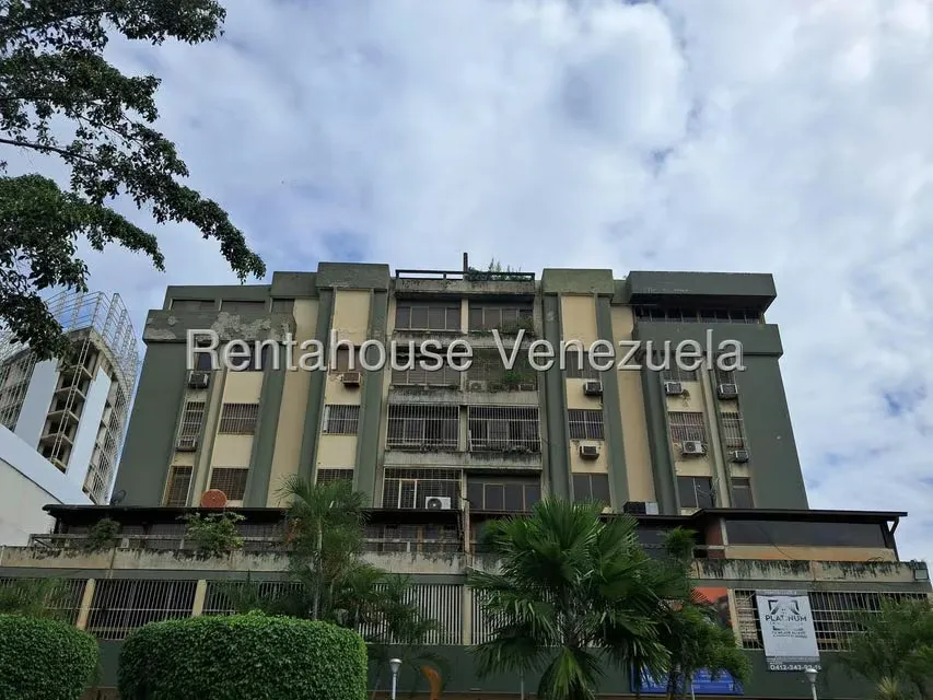 Apartamento (1 Nivel) en Alquiler en Los Mangos, Carabobo - 19