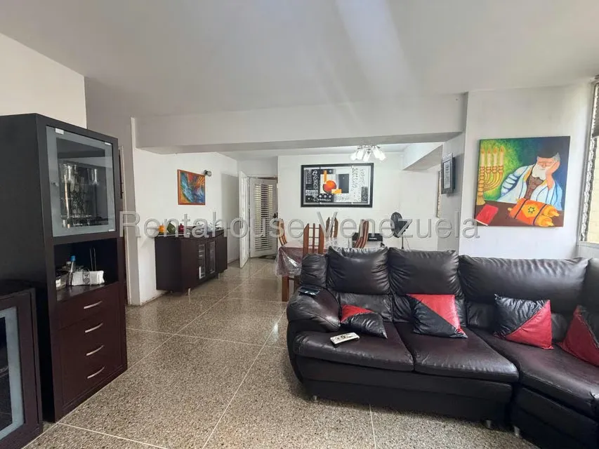 Apartamento (1 Nivel) en Venta en Colinas de Santa Monica, Distrito Metropolitano - 13