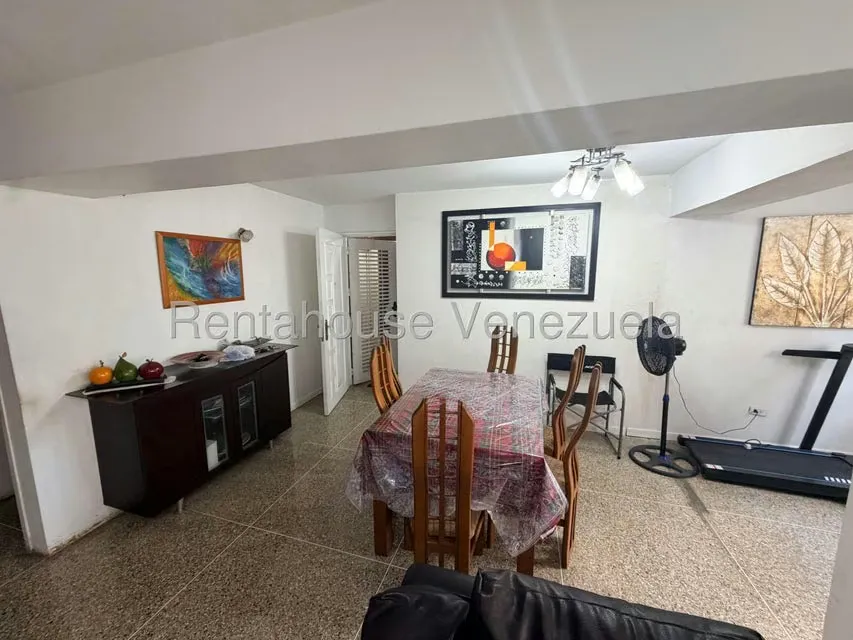 Apartamento (1 Nivel) en Venta en Colinas de Santa Monica, Distrito Metropolitano - 15