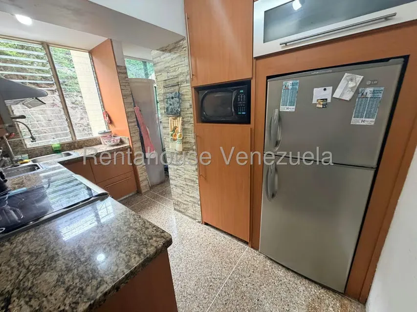 Apartamento (1 Nivel) en Venta en Colinas de Santa Monica, Distrito Metropolitano - 17