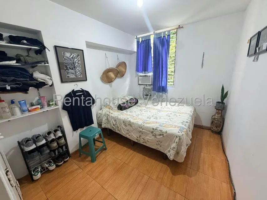 Apartamento (1 Nivel) en Venta en Colinas de Santa Monica, Distrito Metropolitano - 25