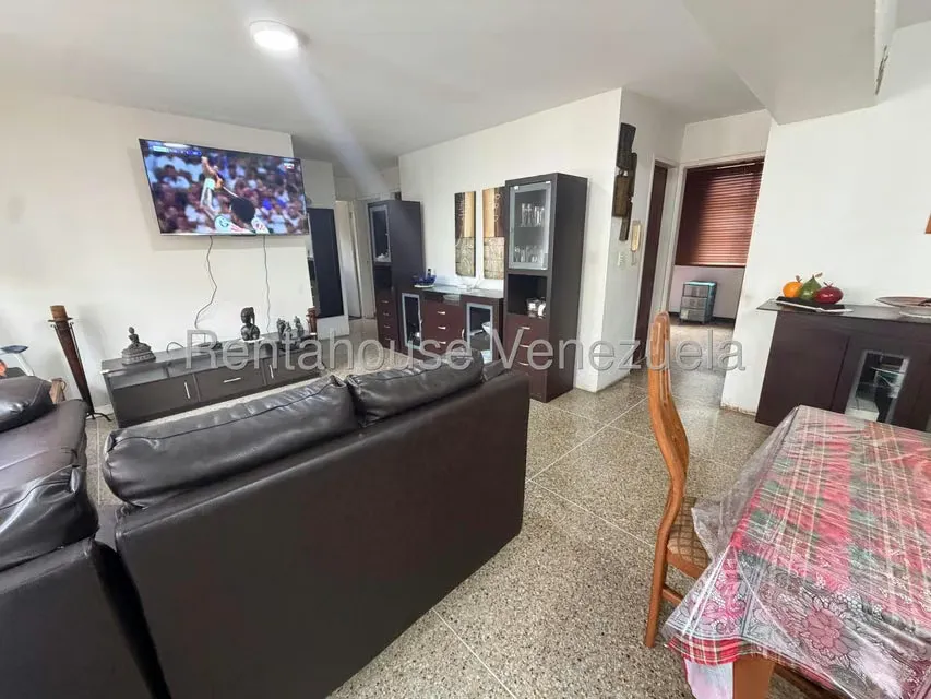 Apartamento (1 Nivel) en Venta en Colinas de Santa Monica, Distrito Metropolitano - 32