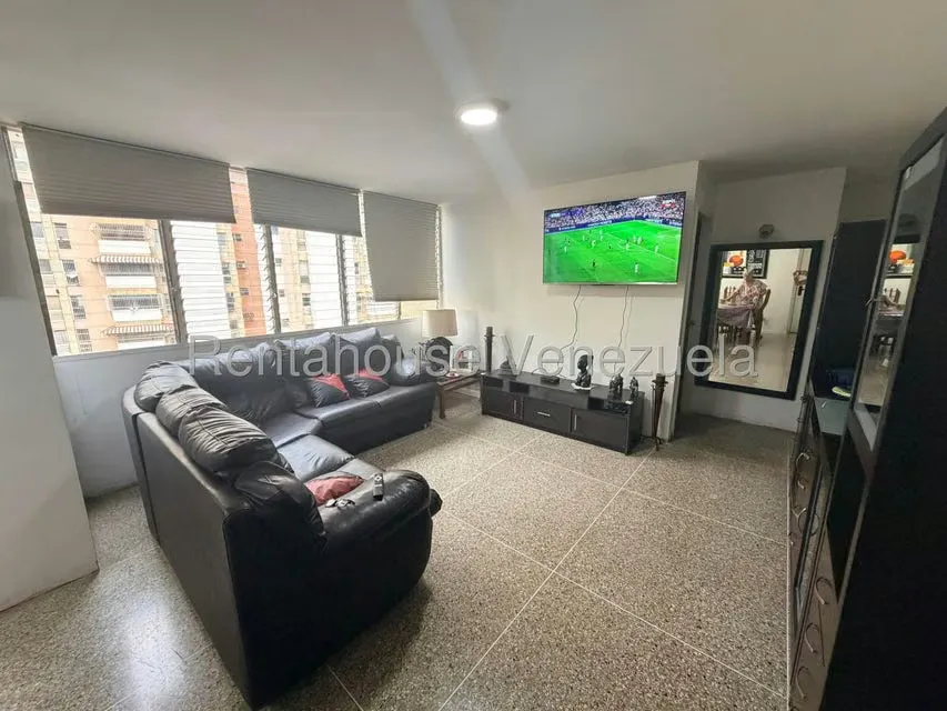 Apartamento (1 Nivel) en Venta en Colinas de Santa Monica, Distrito Metropolitano - 8