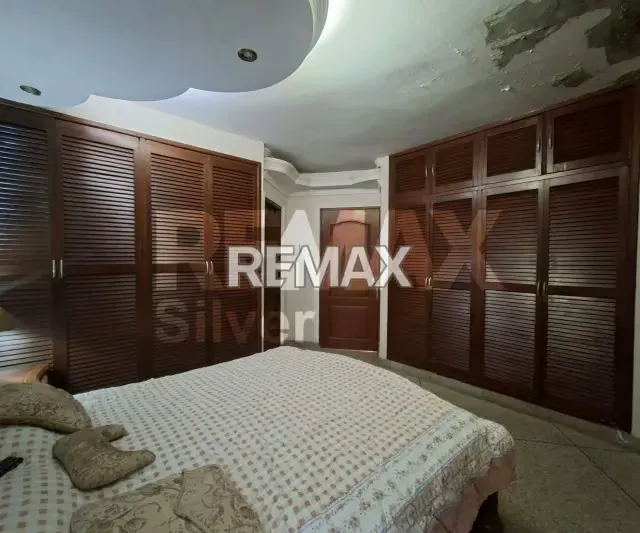 CASA COMERCIAL - 2