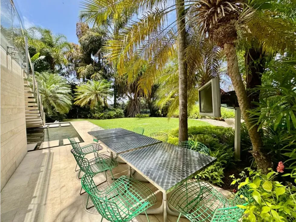 Se vende y/o alquila PB 438m2 + 350m2 jardín 3h+s/6b/3p Chulavista - 11