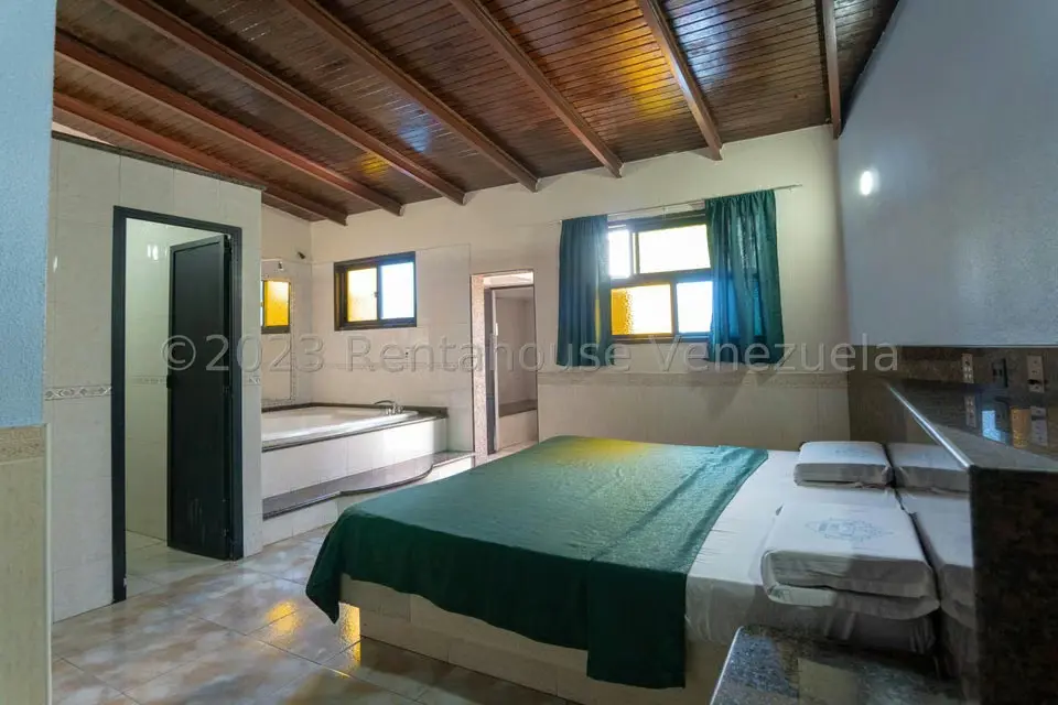 Comercial (Edificio) en Venta en San Antonio, Miranda - 19