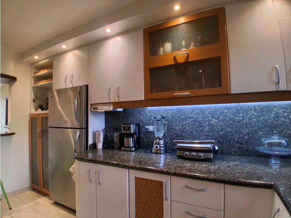 EN VENTA APARTAMENTO EN SANTA ROSA DE LIMA (LAS MESETAS) 164 Mts2. - 8