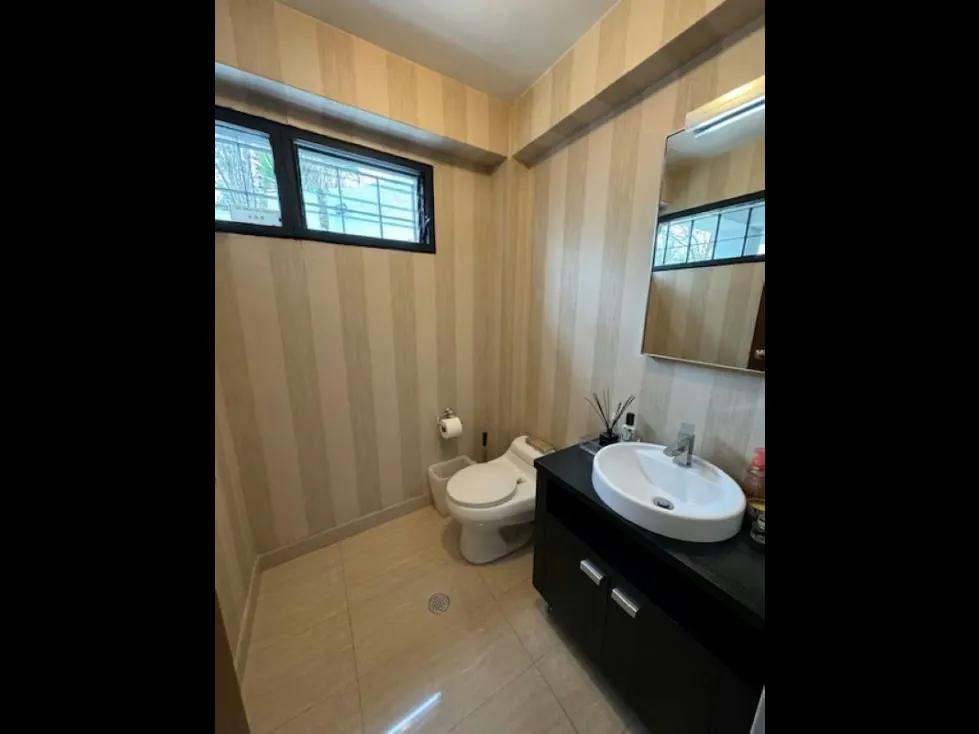Vendo casa 480m2 La Lagunita 7166 - 4