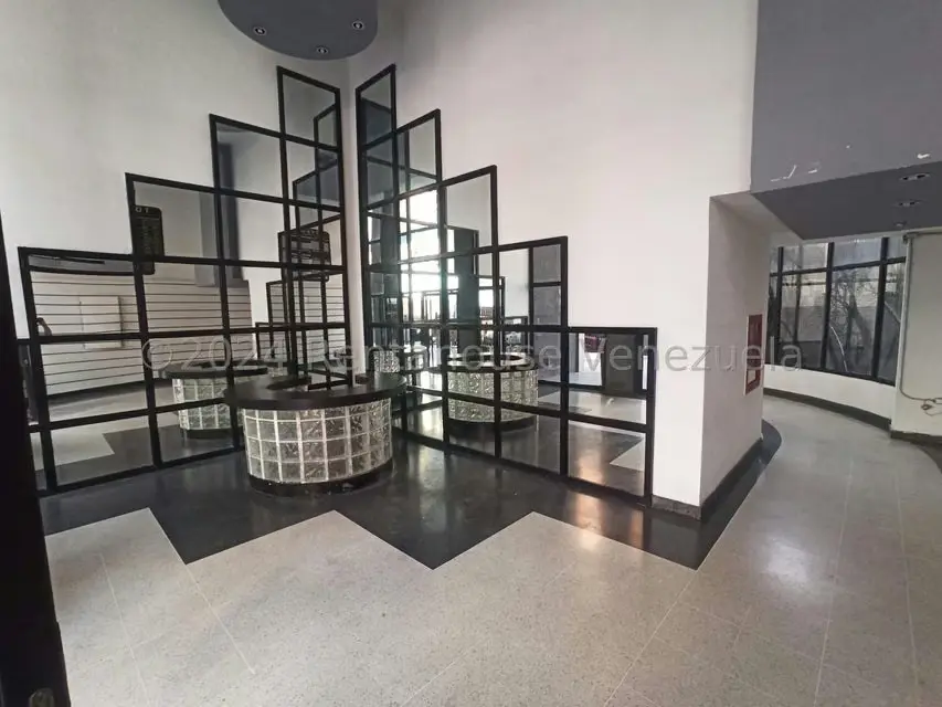Oficina en Venta en Sabana Grande, Distrito Metropolitano - 2
