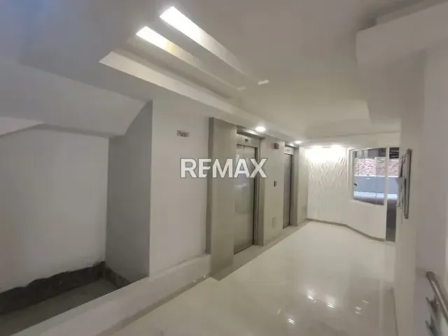 Venta Apartamento Trigaleña alta obra gris - 2
