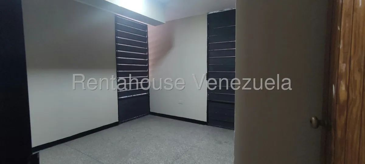 Oficina en Alquiler en Centro, Lara - 11