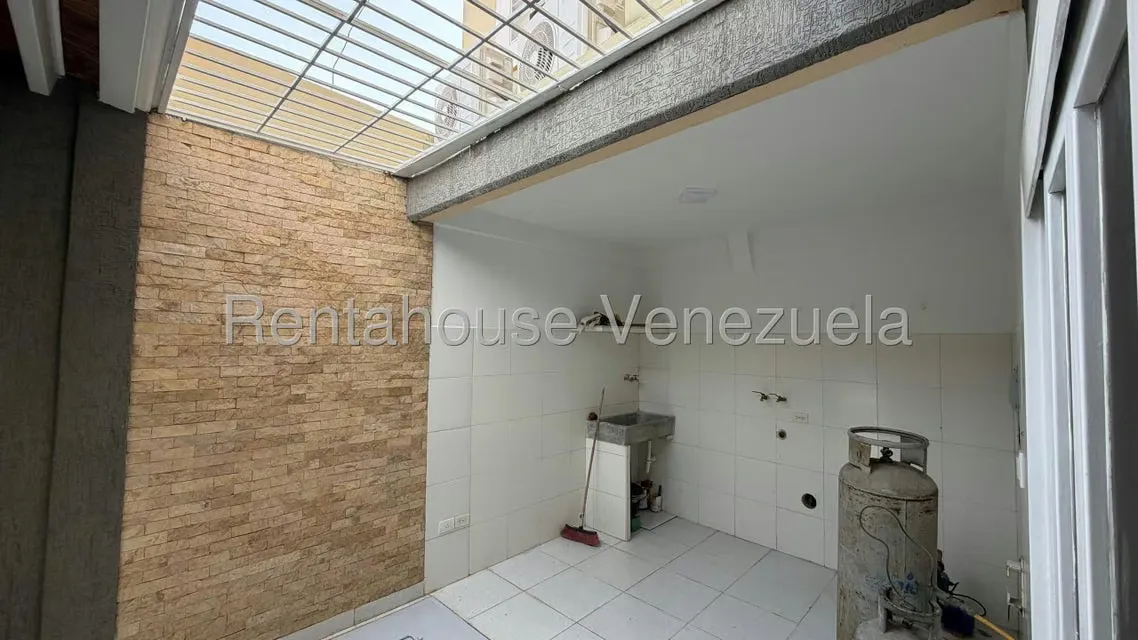 Casa (Multipes Niveles) en Venta en Roca Nostra, Lara - 20