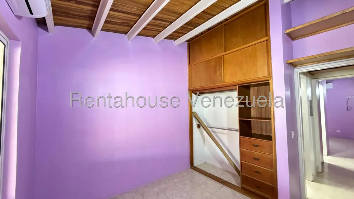 Casa (Multipes Niveles) en Venta en Roca Nostra, Lara - 22