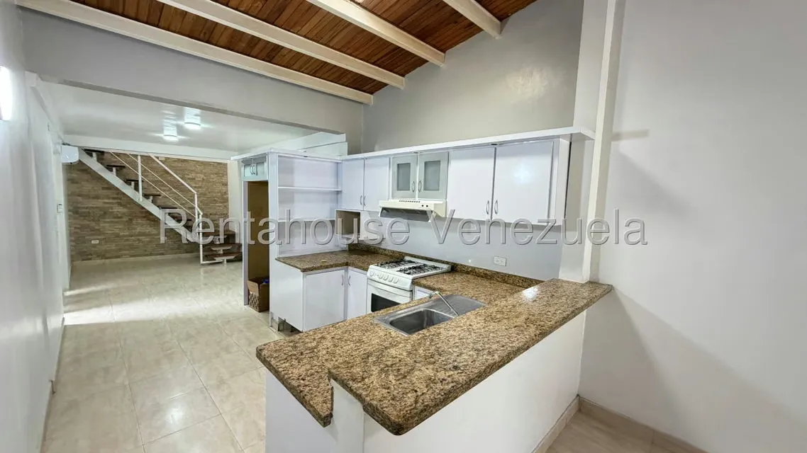 Casa (Multipes Niveles) en Venta en Roca Nostra, Lara - 10