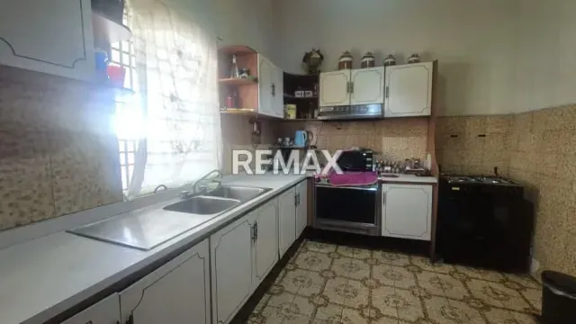 CASA COMERCIAL QUINTA CHELEO, ZONA NORTE - 9