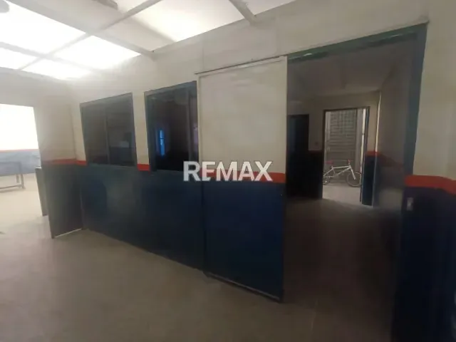 ALQUILER LOCAL COMERCIAL E INDUSTRIAL CON OFICINAS EN AV. PERIMETRAL DE CUA, SECTOR APARAY, EDO. MIRANDA. - 7
