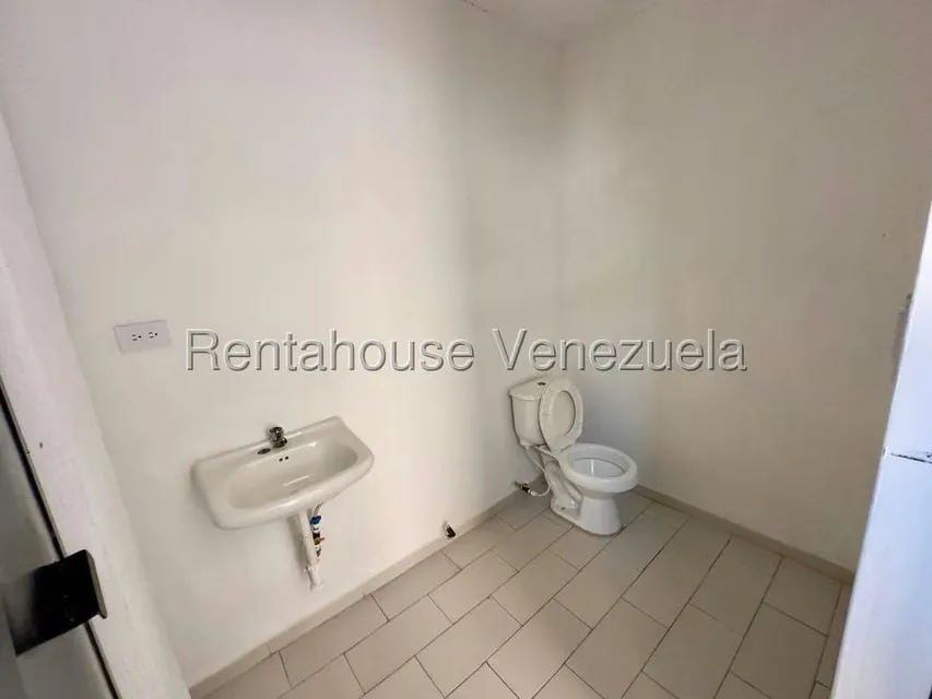 Local Comercial en Venta en Centro, Lara - 33