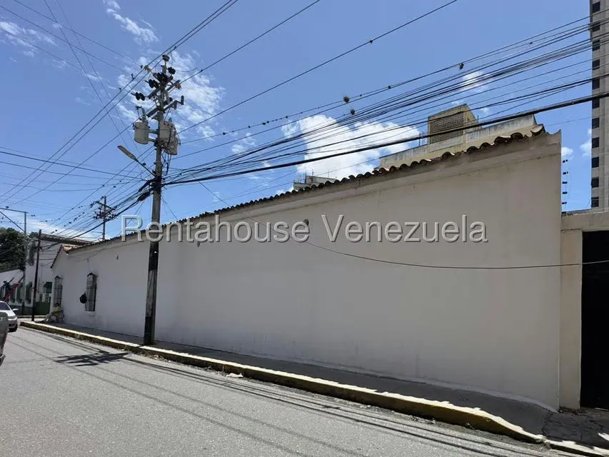 Local Comercial en Venta en Centro, Lara - 35