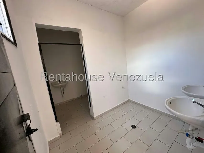 Local Comercial en Venta en Centro, Lara - 38