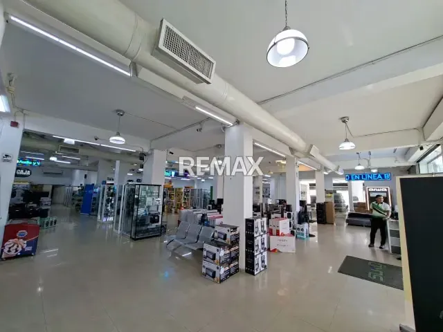 En venta imponente Local Comercial Suko av 13 con Dr Portillo - 5