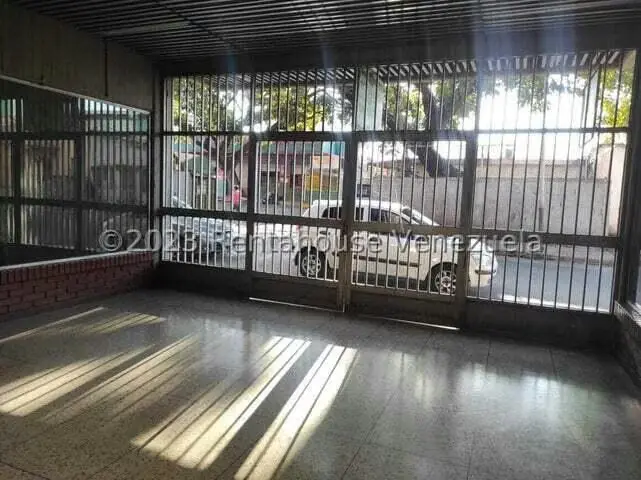 Local Comercial en Alquiler en Centro, Lara - 11
