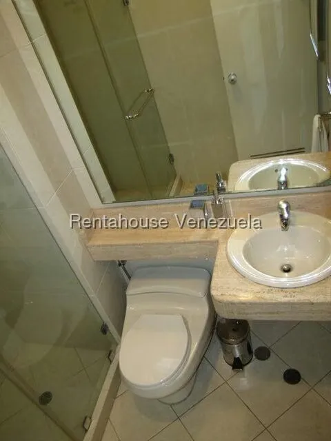 Apartamento (1 Nivel) en Venta en La Tahona, Distrito Metropolitano - 24