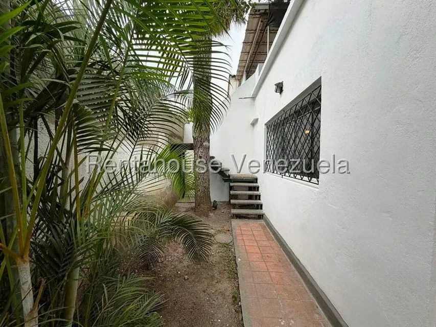 Anexo (Duplex) en Alquiler en Valle Arriba, Distrito Metropolitano - 14