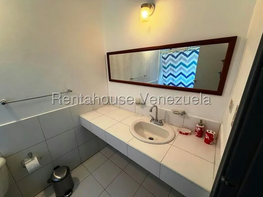 Anexo (Duplex) en Alquiler en Valle Arriba, Distrito Metropolitano - 22