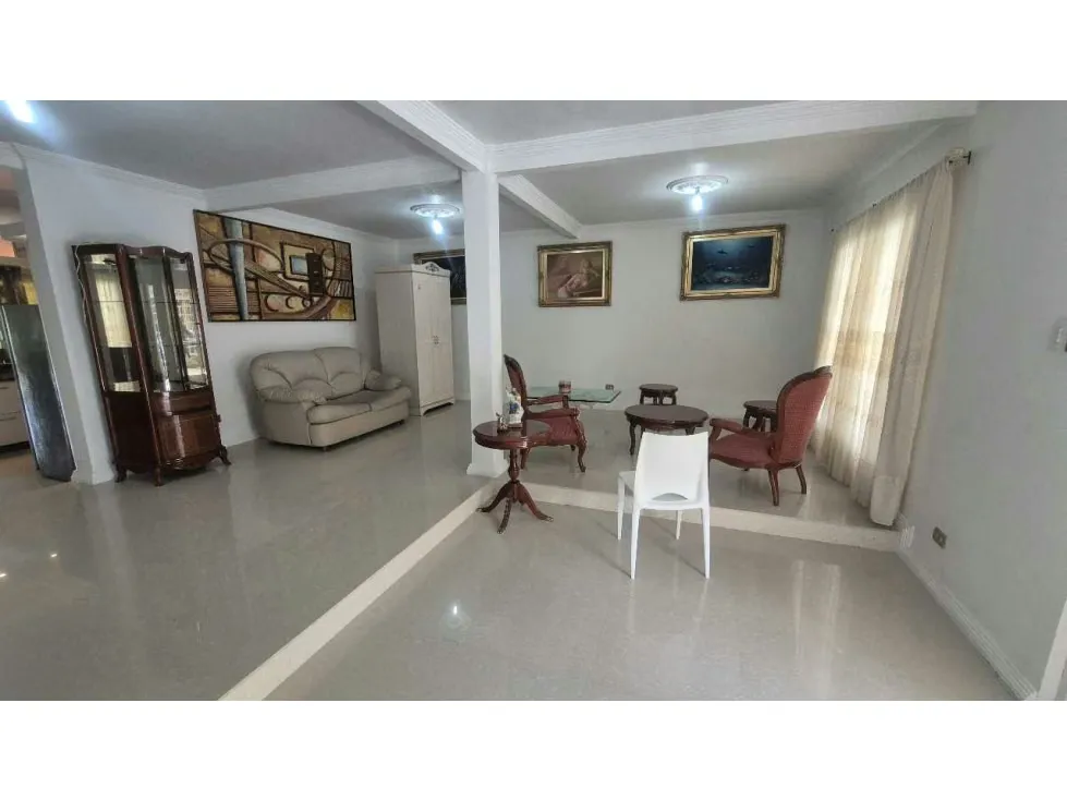 Casa en Venta en Urb. Lomas de Monteclaro - 5